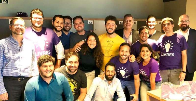 Grupos de renovação política ganham força e incomodam partidos 5 AAJ418i
