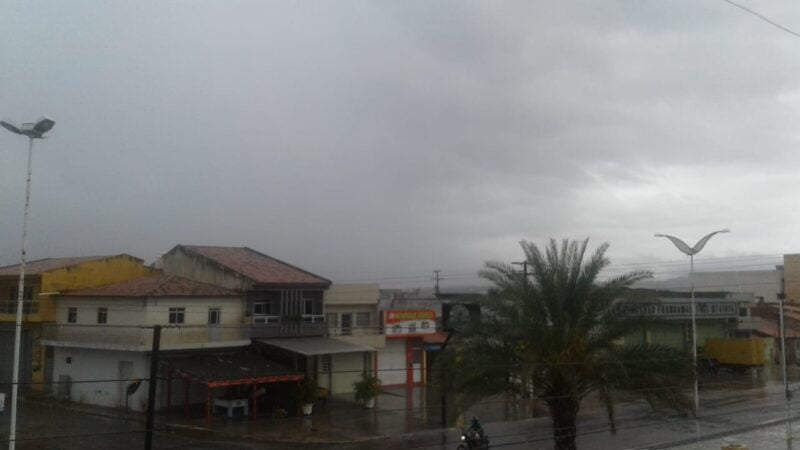 CHUVA OURICURI 1