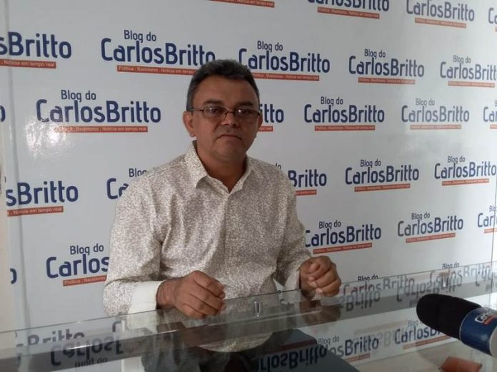 Pré-candidato a vereador de Petrolina, Rosalvo Antônio rebate seguidor sobre PE-630