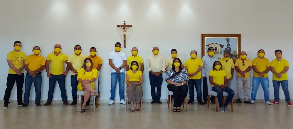 Em encontro com apoiadores e pré-candidatos, Adalberto Cavalcanti anuncia seu vice