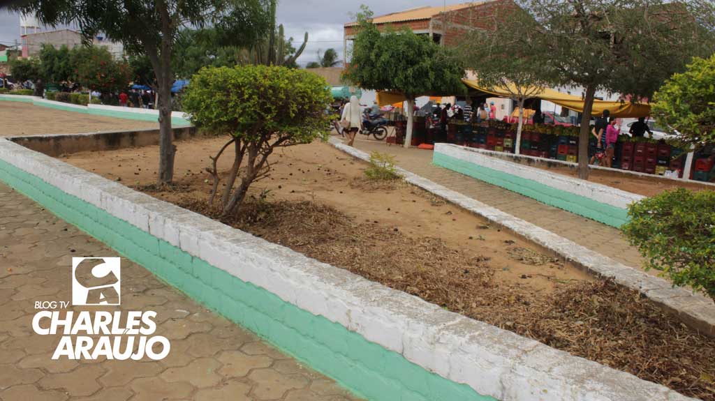 Desprezo pela Gestão de Santa Filomena com a Praça do Distrito do Socorro