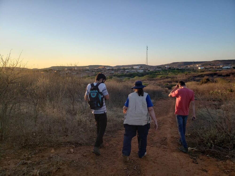 As buscas por meteoritos continuam em Santa Filomena-PE