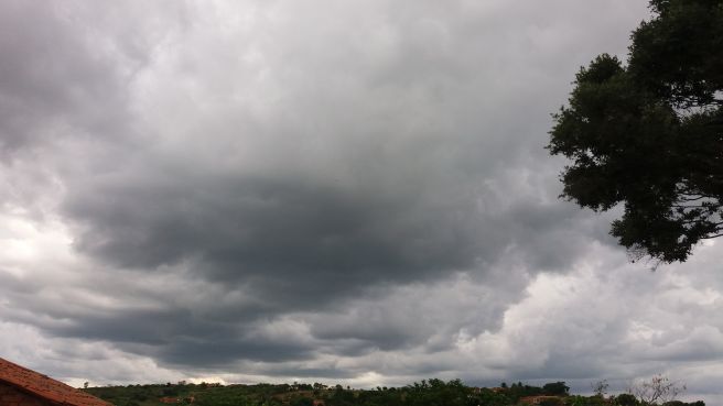 Semana com baixa possibilidade de chuvas em Santa Filomena; céu parcialmente nublado