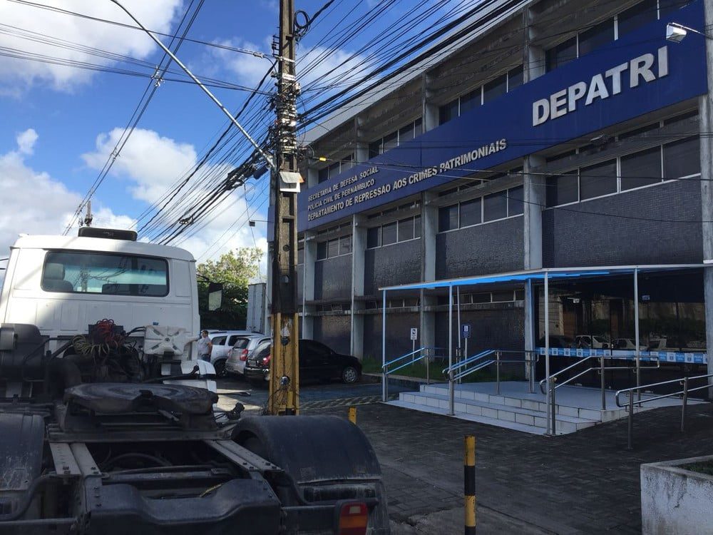 Advogado é preso em flagrante por suspeita de importunação sexual de mulher em albergue em Boa Viagem
