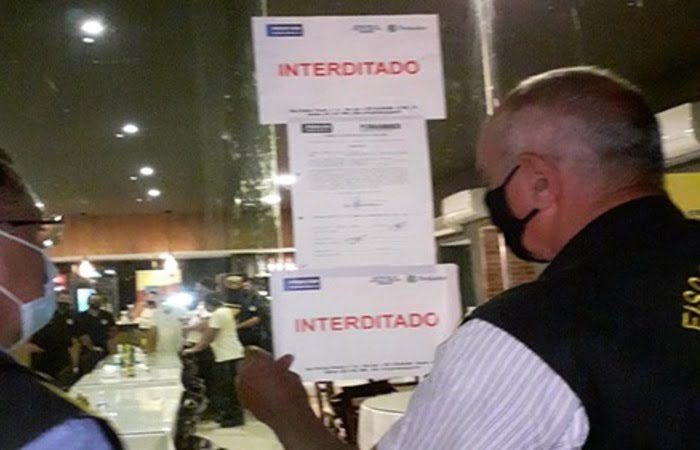 Em Pernambuco, primeiro fim de semana de restrições tem bares interditados
