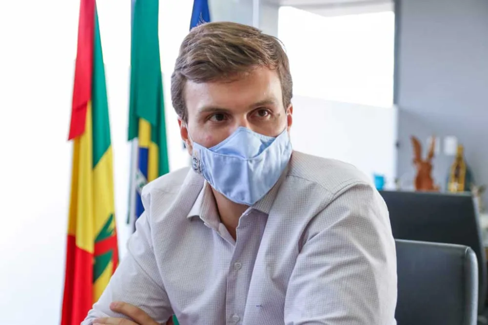 UTI covid-19: Miguel Coelho anuncia ampliação de leitos para terapia intensiva