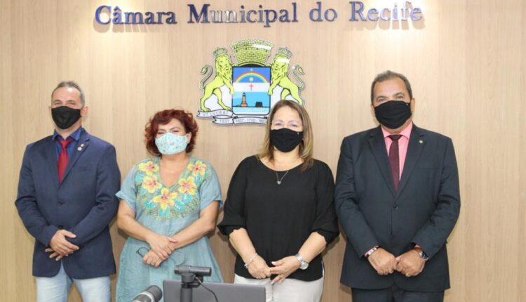 Comissão de Educação da Câmara do Recife aprova meia-entrada para radialistas e jornalistas em eventos