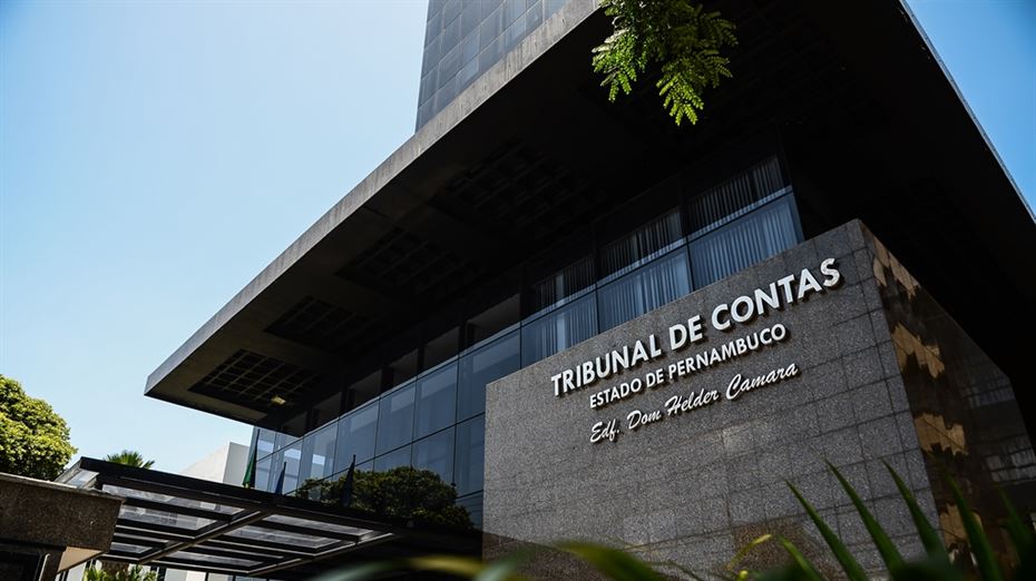 TCE-PE e MPCO orientam prefeitos sobre retorno seguro às aulas