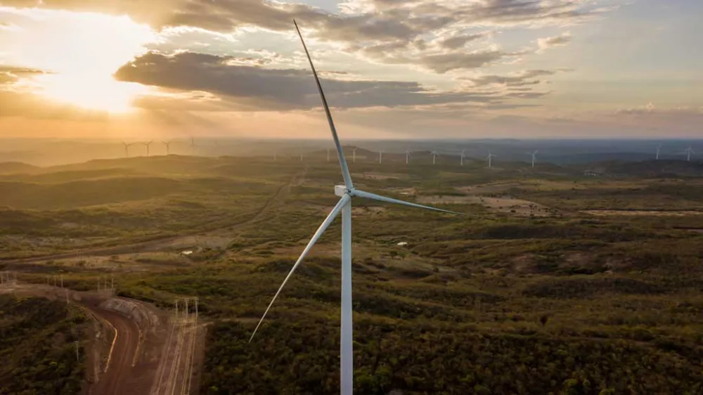 Joint venture formada pela Votorantim Energia e CPP Investments terá primeiro projeto de parque híbrido no Brasil, unindo produção solar e eólica