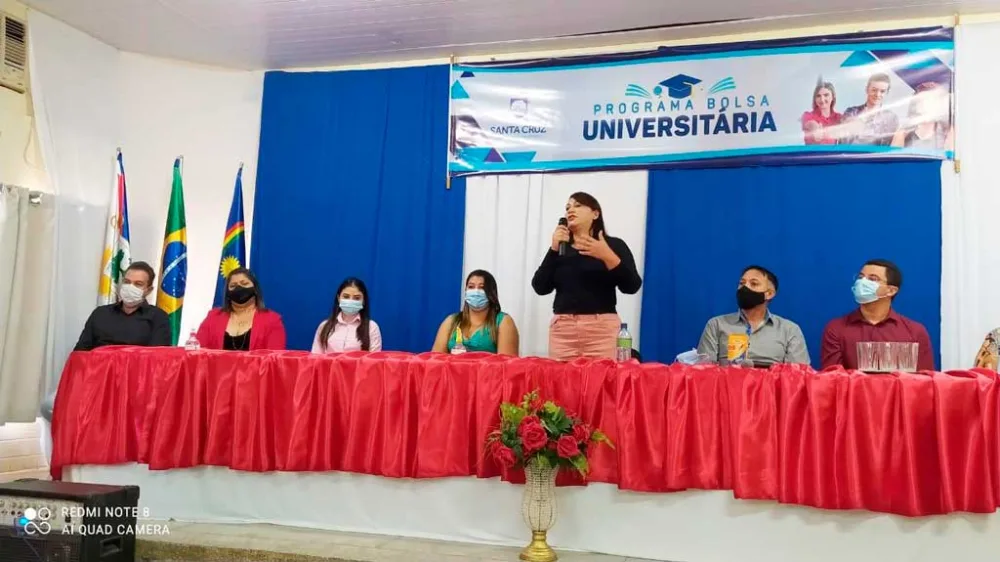 Modelo de gestão: Prefeitura de Santa Cruz beneficia 29 novos alunos com Bolsa Universitária de R$ 500,00