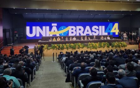 DEM e PSL aprovam fusão; novo partido se chamará União Brasil 44