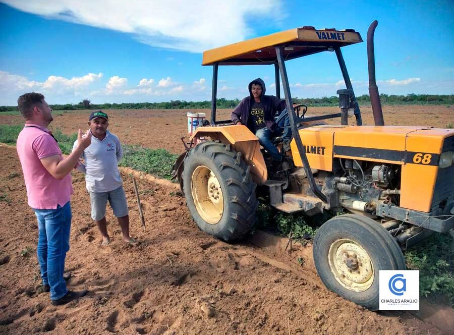 Prefeitura de Santa Filomena divulga relatório de avanço na aração de terras pelo Provia na Serra do Inácio
