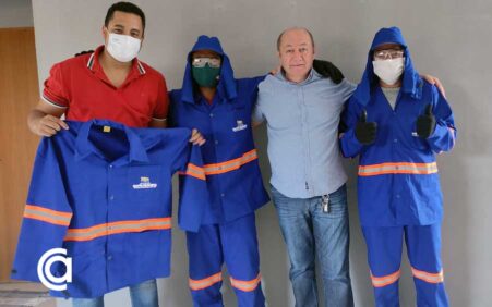 Prefeito Gildevan Melo entrega kits com fardamento e equipamentos de…