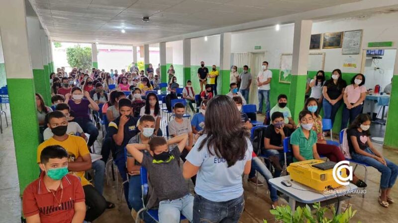 Escolas de Santa Filomena acolhem Alunos e Equipes na volta às aulas presenciais 6 Volta as aulas presenciais Santa Filomena 6 1