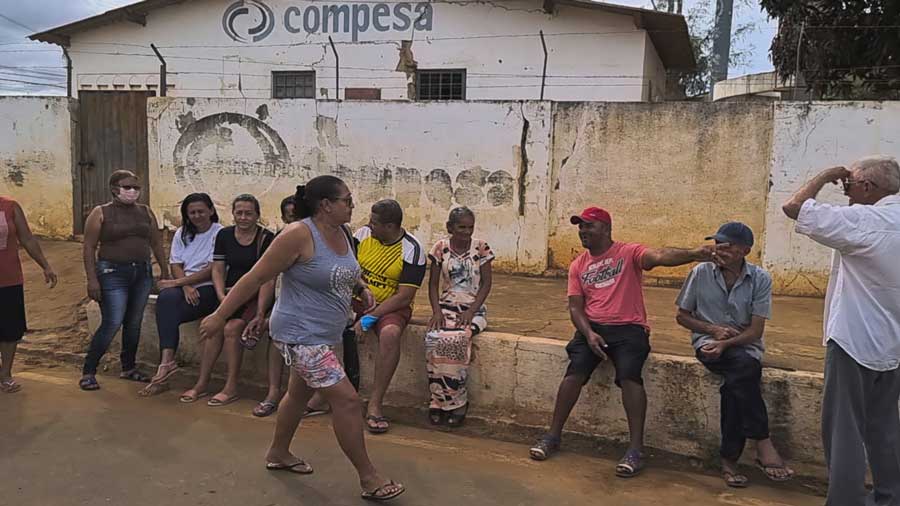 População de Santa Filomena realiza protesto por falta de água na cidade