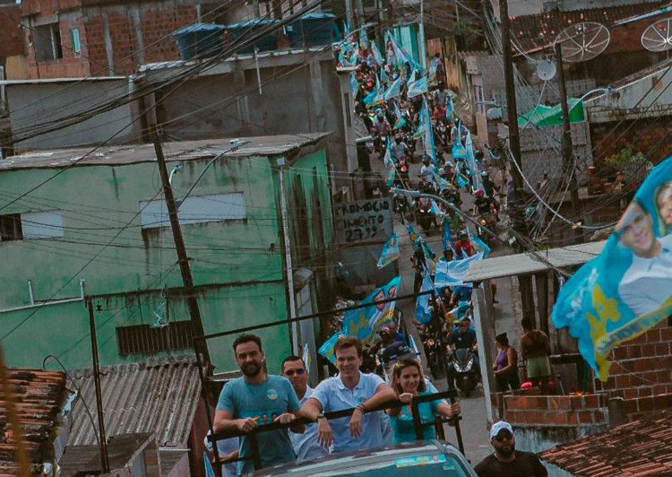 Motociata com Miguel Coelho toma as ruas da Zona Norte do Recife 2 Miguel 3