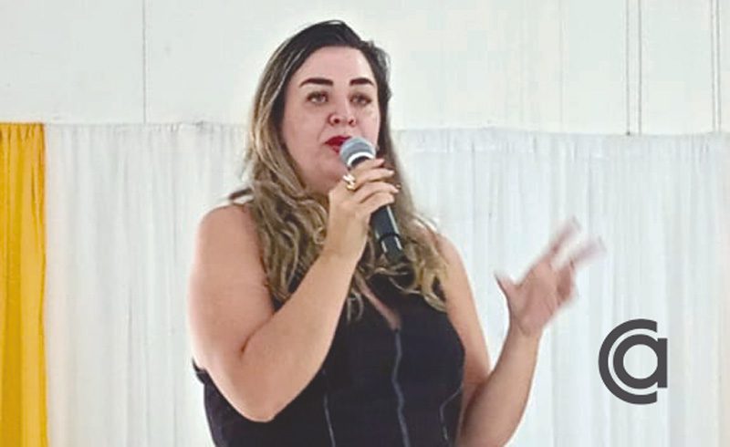 Câmara de Ouricuri reconhece trabalho da delegada seccional Katyanna Alencar Muniz com título de cidadã ouricuriense