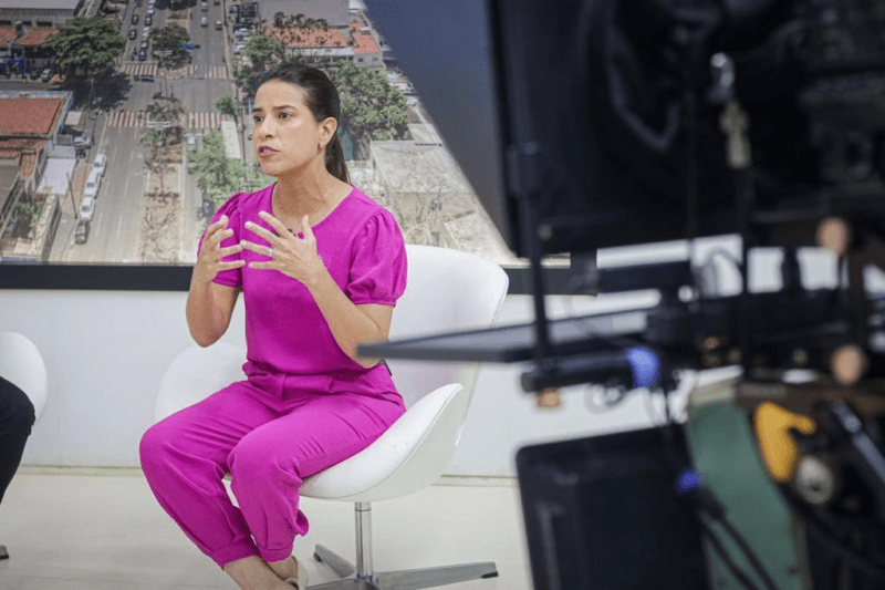 Em sabatina, Raquel Lyra promete atenção aos mais pobres