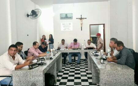 Santa Filomena: Após 01 mês e 20 dias, vereadores da oposição aprovam pagamento de salário dos servidores municipais