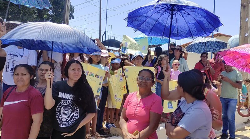 Centenas de filomenenses vão à Compesa em protesto contra a falta de água por 1 ano e 3 meses 4 Screenshot 20231026 144635 Gallery