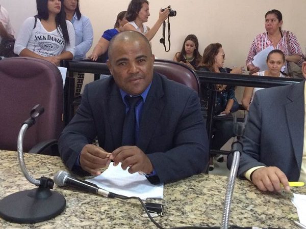Câmara Municipal de Petrolina (PE) notifica oficialmente Junior Gás e ele deixa mandato de vereador após cassação 2 junior gas 1