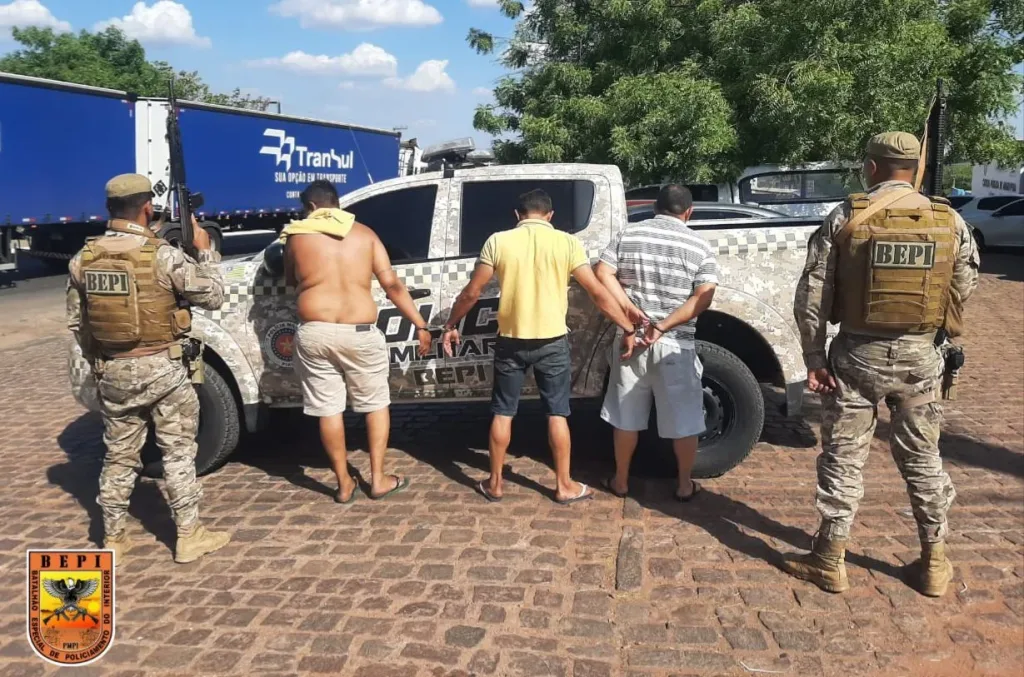 Quadrilha que aplicava golpes bancários no Pernambuco é presa no Piauí