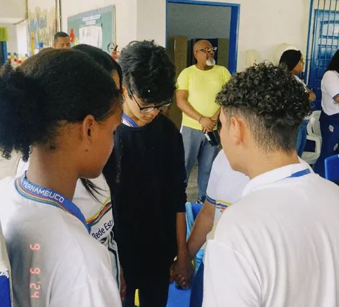 Professores de Pernambuco defendem escola laica e criticam deputados: 'não solucionam problemas reais' 3 image processing20241014 3295936 jvy5hw