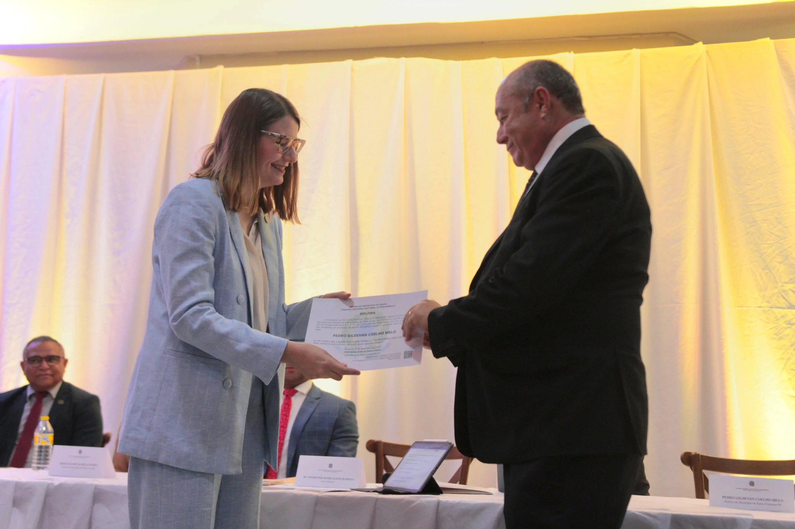 Prefeito Gildevan Melo é diplomado para quinto mandato em Santa Filomena 5 1000903208 scaled