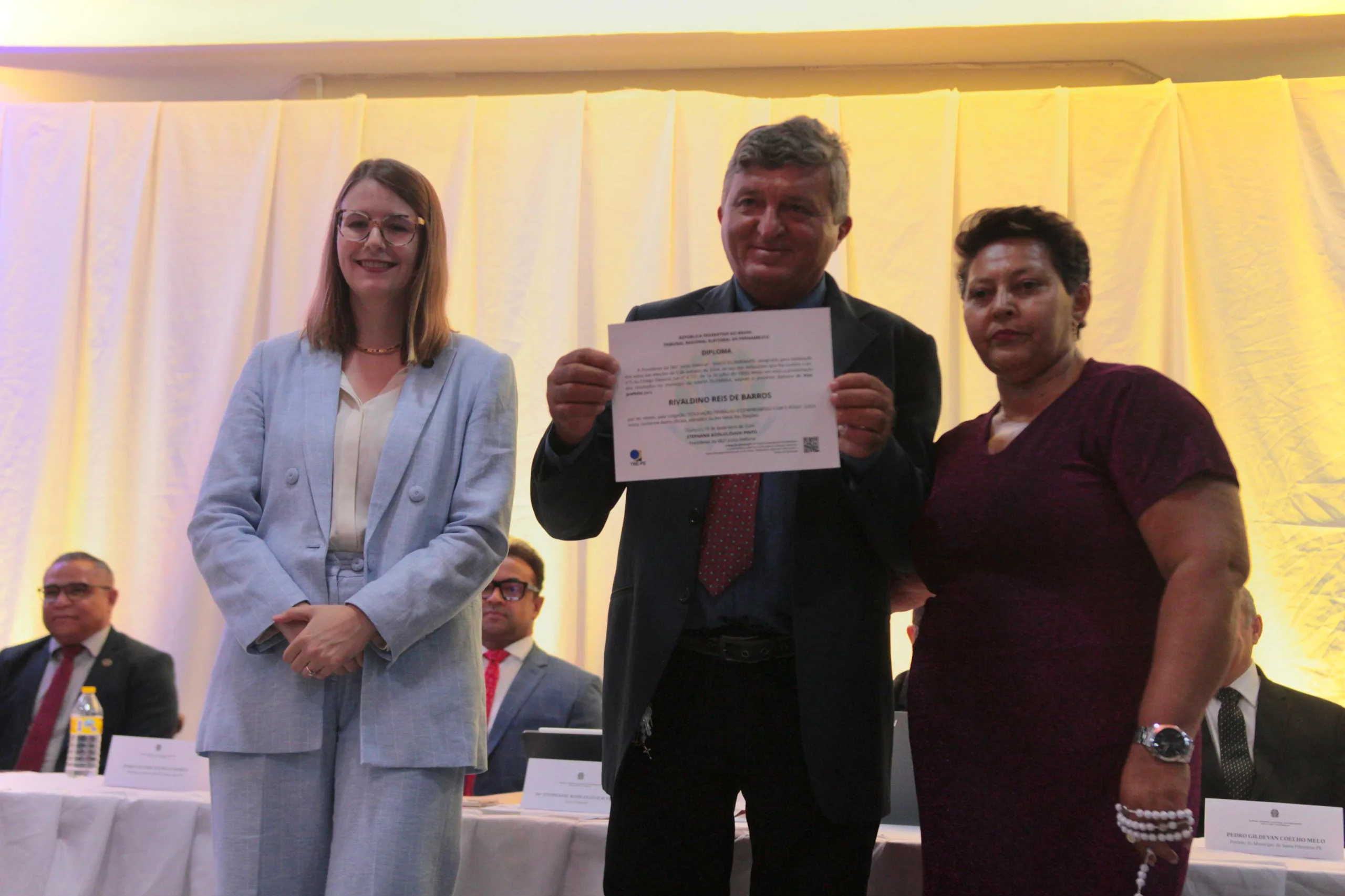Prefeito Gildevan Melo é diplomado para quinto mandato em Santa Filomena 4 1000903214 scaled