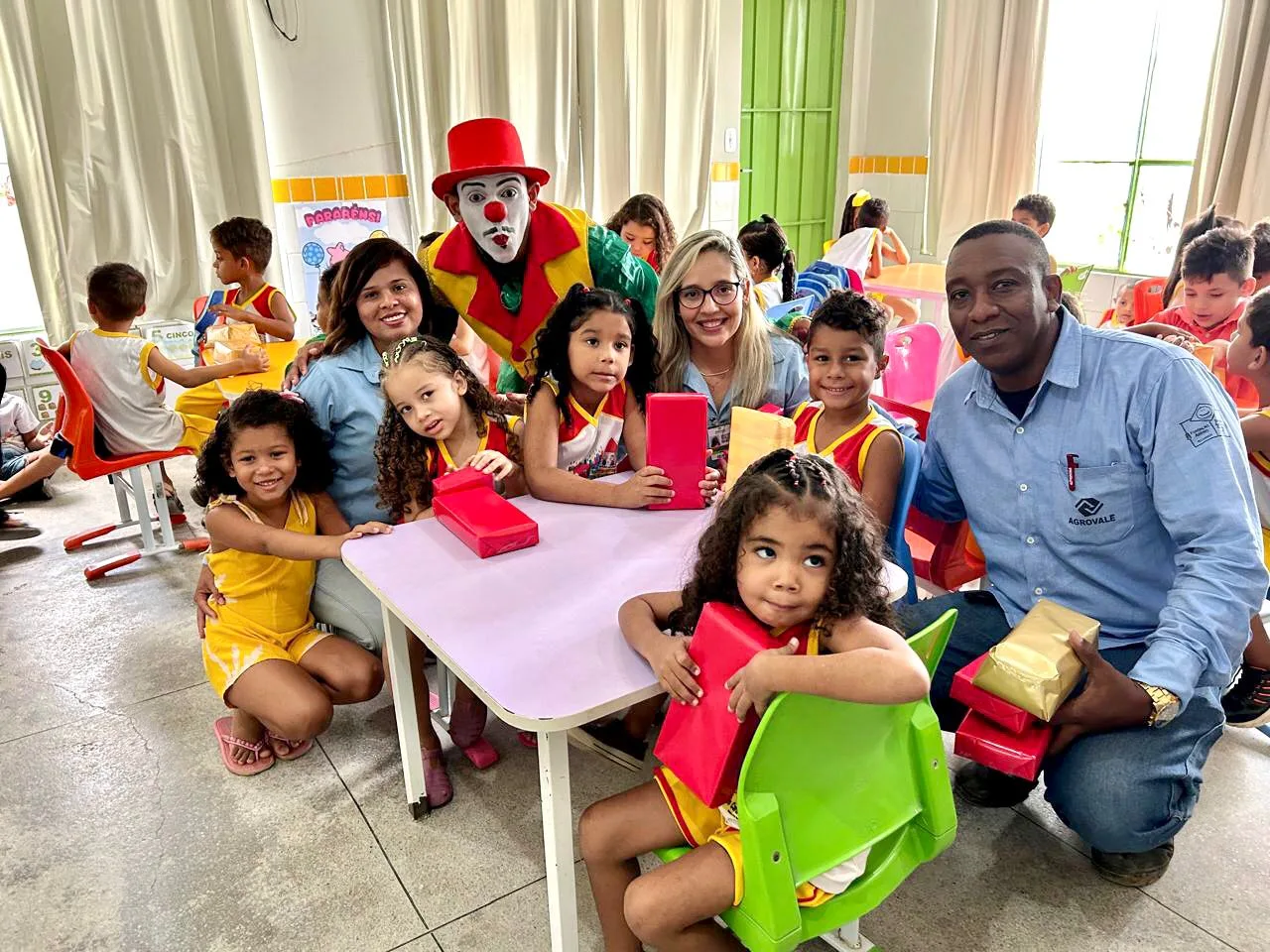 Projeto solidário da Agrovale alegra o Natal de mais de 1.500 crianças de Juazeiro -BA