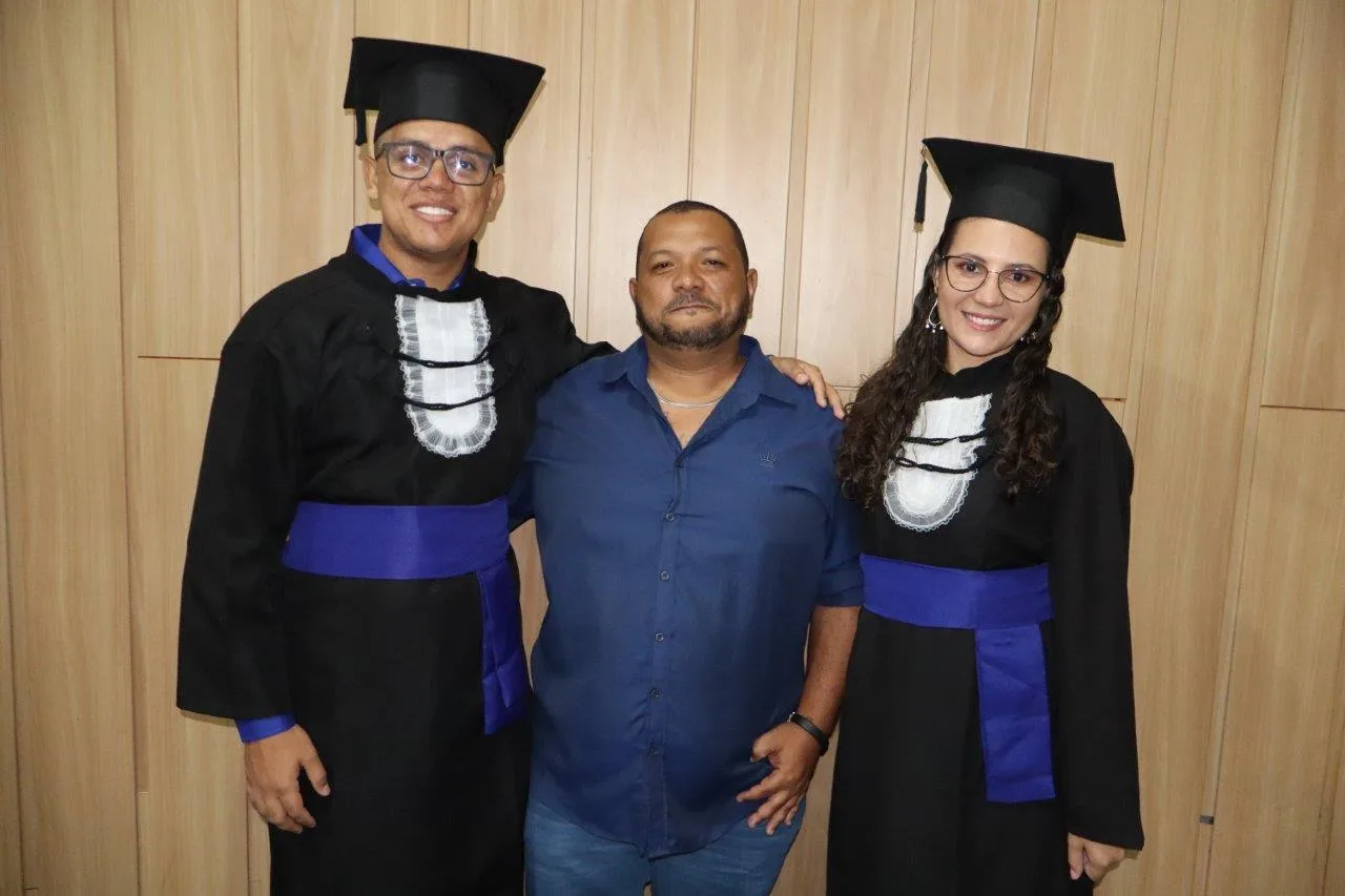 Estudantes do Polo UAB de Santa Filomena colam grau em Administração Pública pela Univasf 39 IMG 8986