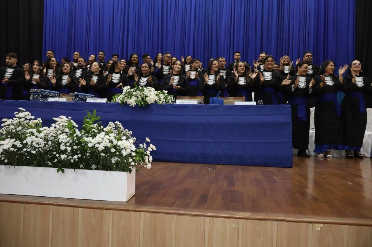 Estudantes do Polo UAB de Santa Filomena colam grau em Administração Pública pela Univasf 42 IMG 9014