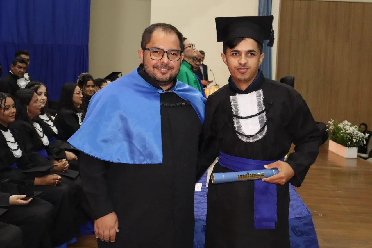 Estudantes do Polo UAB de Santa Filomena colam grau em Administração Pública pela Univasf 78 IMG 9042