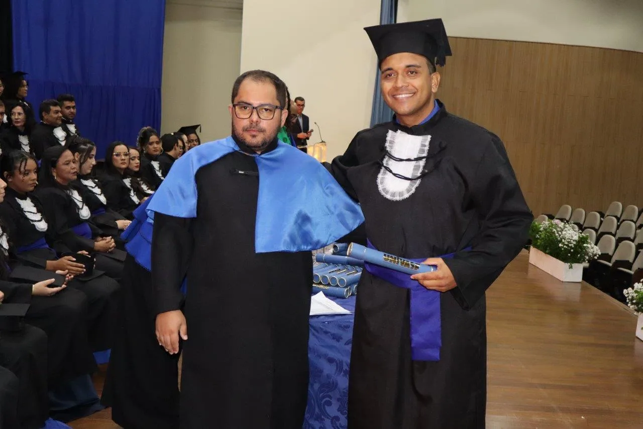 Estudantes do Polo UAB de Santa Filomena colam grau em Administração Pública pela Univasf 38 IMG 9062