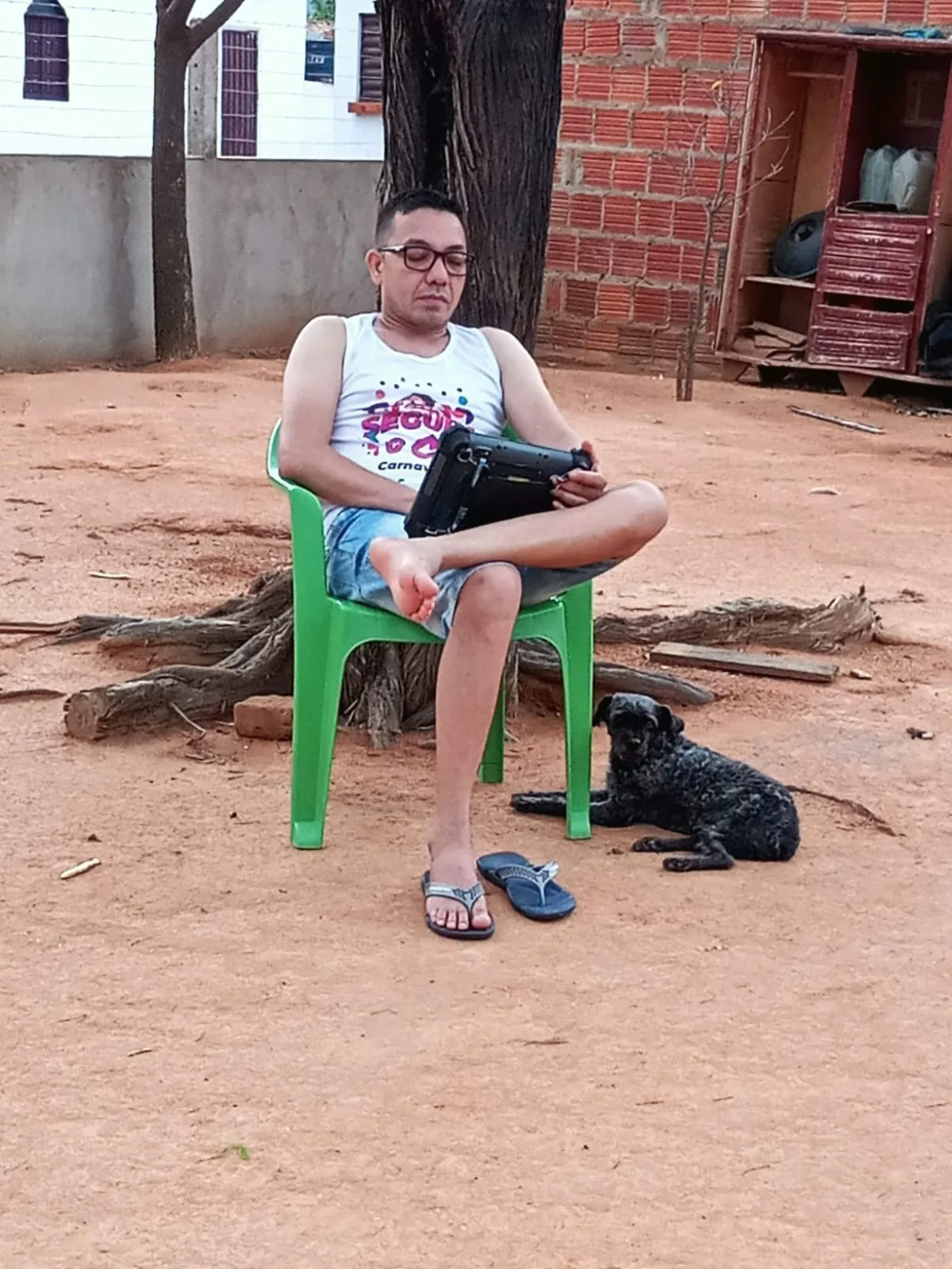Priscila, melhor amiga—companheira de todas as horas e protetora incondicional 2 dd964522 bcd0 4bae 8db9 c76b5c64cf56