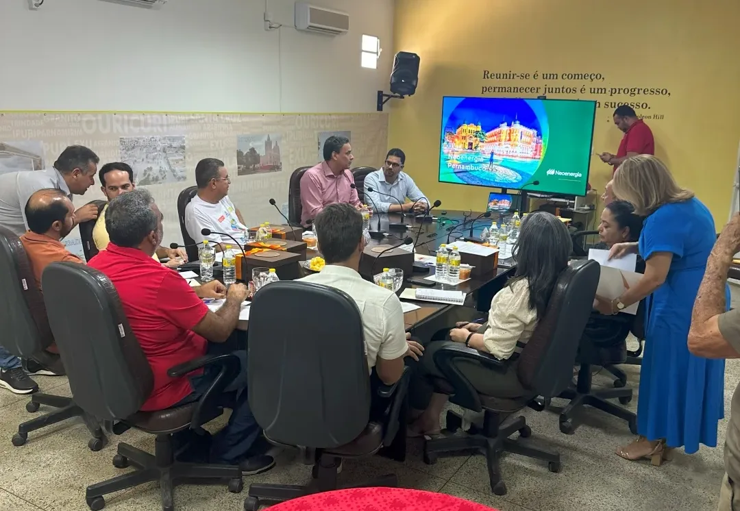 Gestores do Araripe se reúnem pra tratar de energia, segurança no trânsito e educação regional