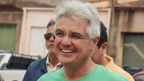 Ex-prefeitos de Dormentes, Santa Filomena e Santa Cruz se articulam para disputar eleições de 2026 3 Ex-prefeito de Santa Filomena, Cleomatson anuncia que disputará vaga na Alepe