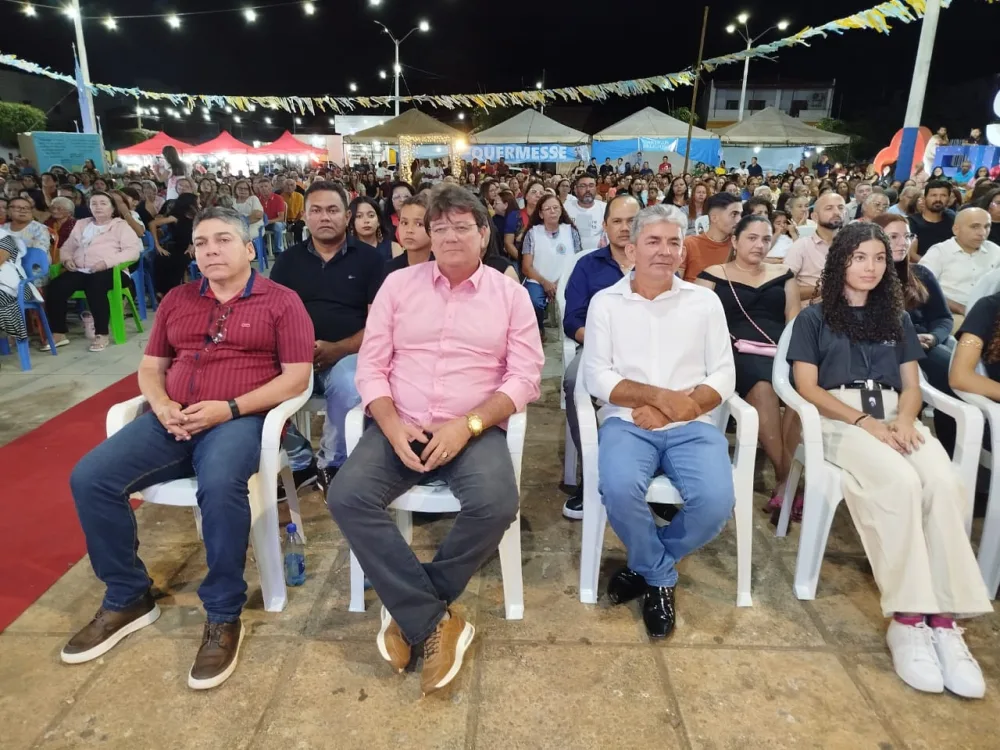 Festa da Padroeira de Santa Filomena reúne fiéis na 2ª noite em honra a Nossa Senhora dos Remédios 3 Festa da Padroeira de Santa Filomena reúne fiéis na 2ª noite em honra a Nossa Senhora dos Remédios