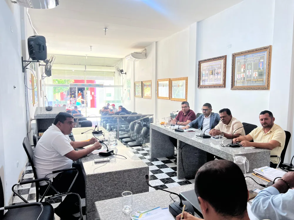 Santa Filomena-PE: Câmara de Vereadores realiza Primeira Sessão Extraordinária do Segundo Período Legislativo de 2025 3 whatsapp image 2025 09 01 at 10.09.04 3 scaled